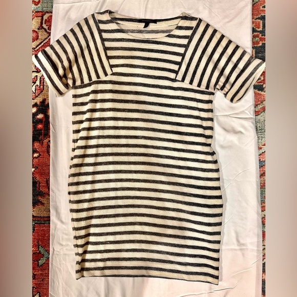 Banana Republic size XS stripe sweater dress with pockets EUC - Picture 2 of 5